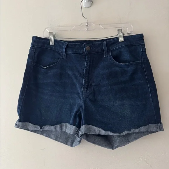 Old Navy High Rise Wow Jean Shorts Dark Wash - Picture 2 of 5